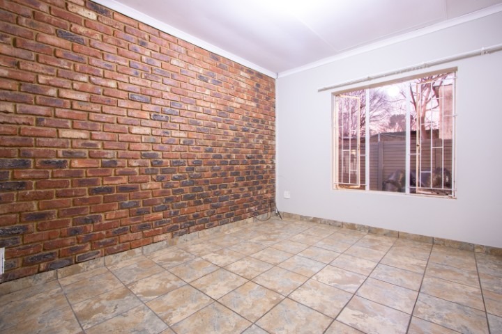 To Let 1 Bedroom Property for Rent in Die Bult North West